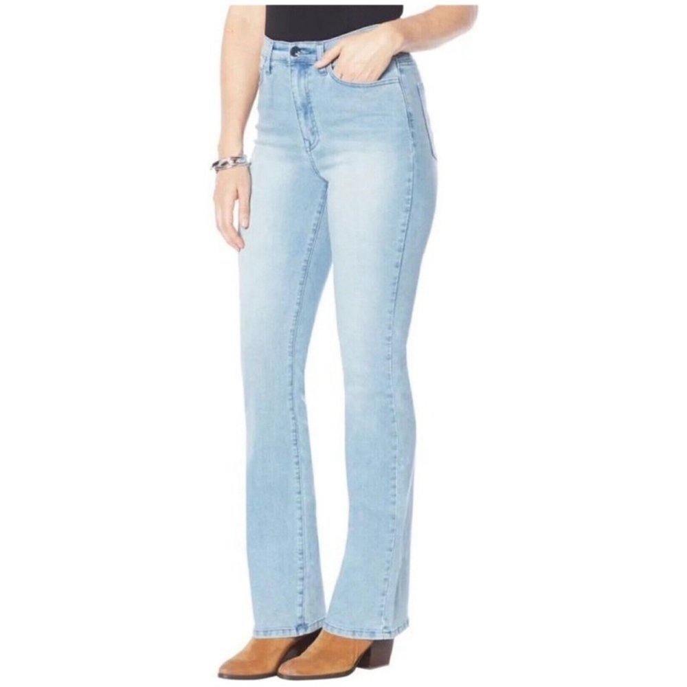 Diane Gilman Classic Stretch Signature Bootcut Jeans, Light Wash Plus